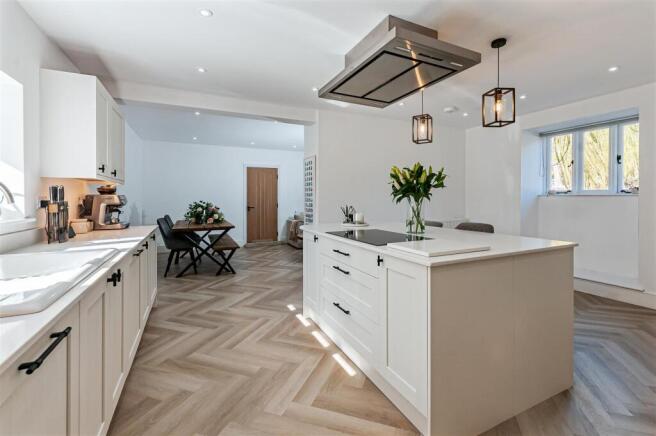 The Old Barn -13.jpg