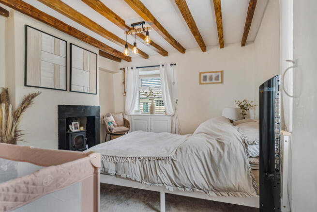 2 bed Semi-Detached for sale Image 7