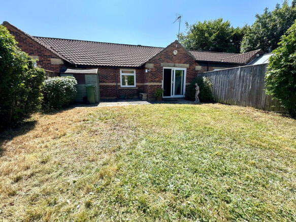 2 bed Terraced for sale Image 9