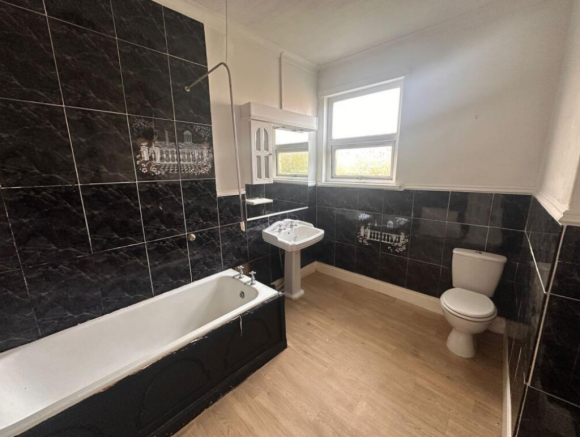 2 bed Semi-Detached for sale Image 7