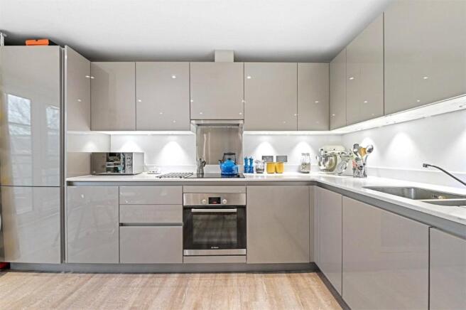 Plough Road Sw11