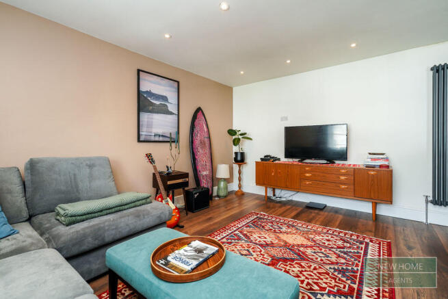 2 bed Maisonette for sale Image 6