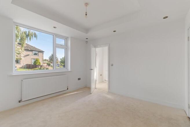 3 bed Semi-Detached for sale Image 11