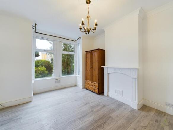 Presented by Clinton at EweMove Bexleyheath and Da