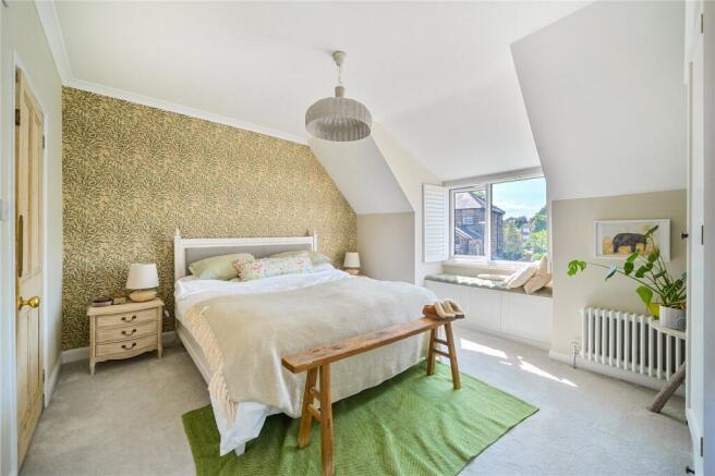 3 bed Semi-Detached for sale Image 10