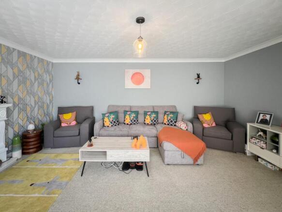 3 bed Detached Bungalow for sale Image 7