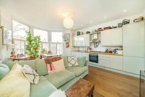 Flat 2, 31, Trinity Rise, London SW2 2QP