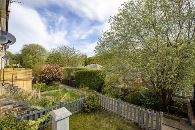 Garden & View