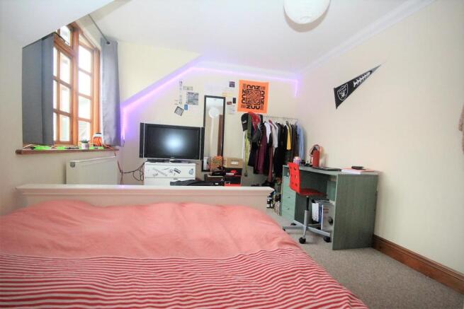 BEDROOM 3