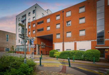 Loates Lane, Watford