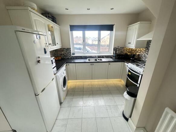 Chester Gardens, Witton Gilbert, Durham, DH7 photo 4