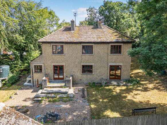 4 bed Detached for sale Image 11