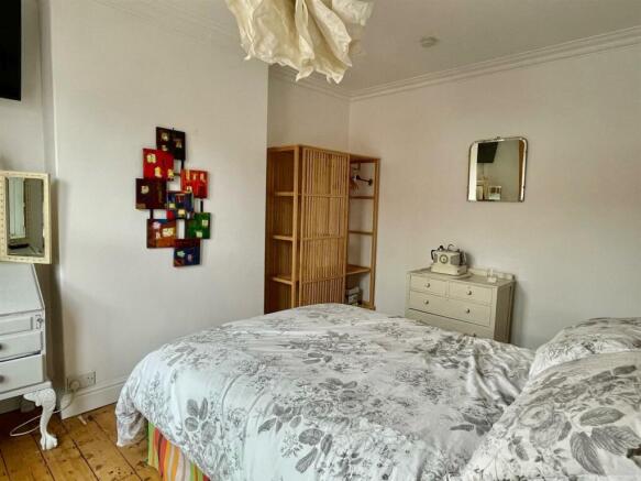 Bedroom.jpg