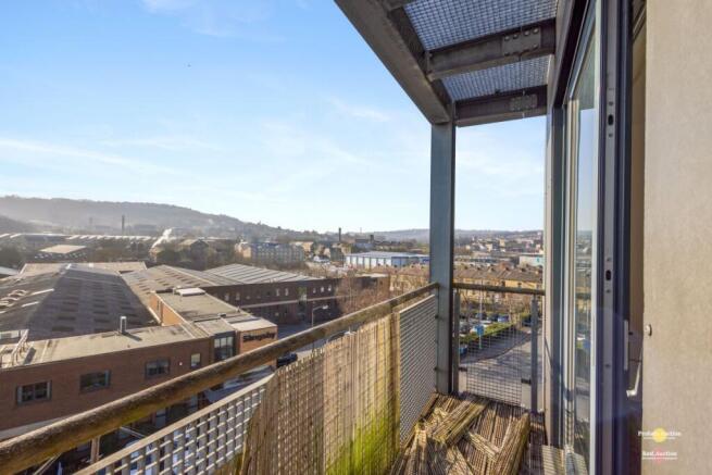 2 bed Apartment for sale Image 8