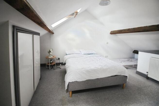 3 bed End of Terrace to rent Image 8