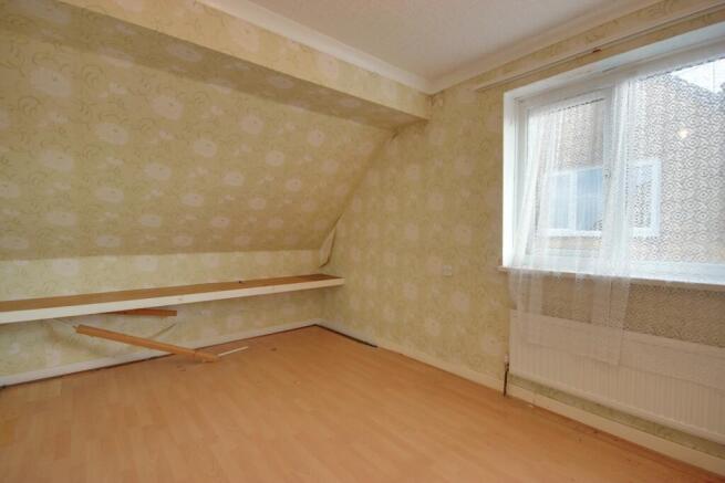 3 bed Semi-Detached for sale Image 6