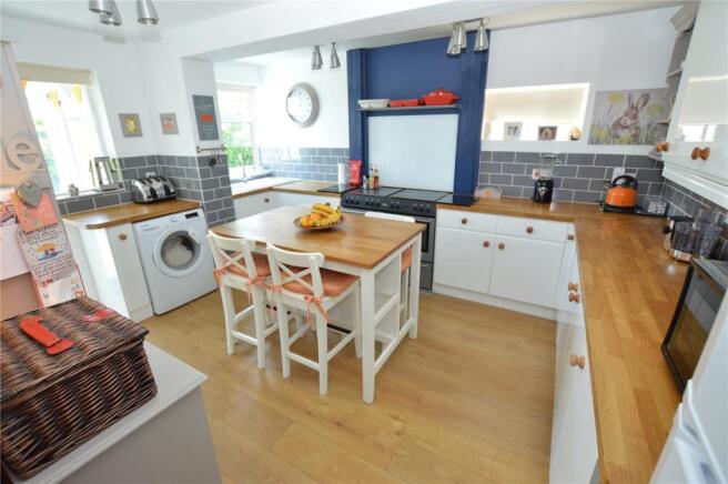 Kitchen / Breakfast