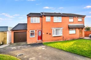 25, Sandlewood Close, Holbeck, Leeds LS11 9QH