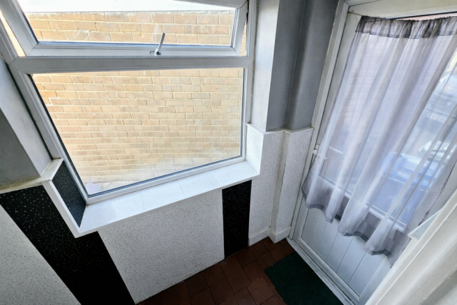 3 bed Semi-Detached for sale Image 9
