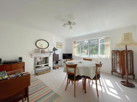 Dining Room (1)