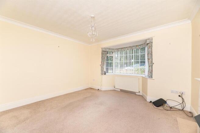3 bed Semi-Detached for sale Image 7