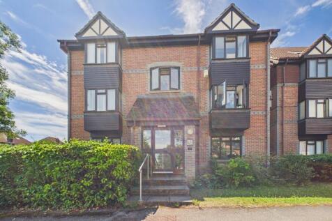 Rowe Court, Grovelands Road, Reading, Berkshire, RG30