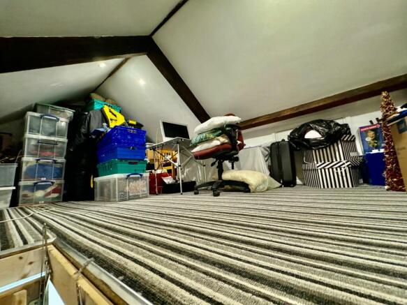 Photo 36