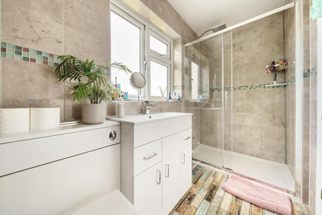 En Suite Shower Room