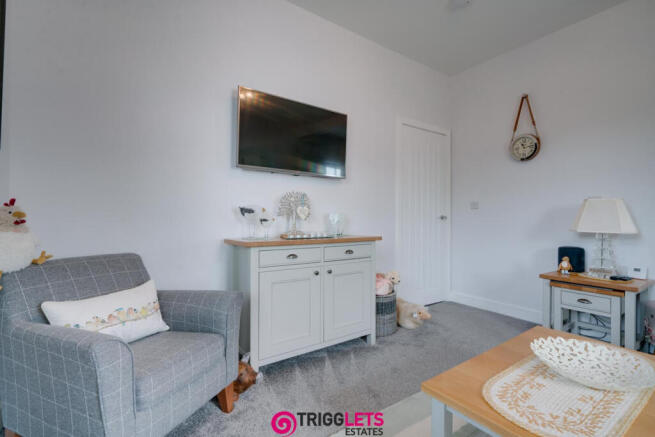 2 bed Apartment to rent Image 6