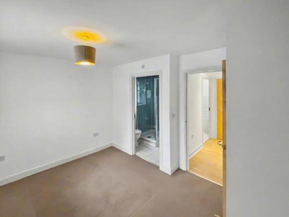 mulberry main bedroom.jpg