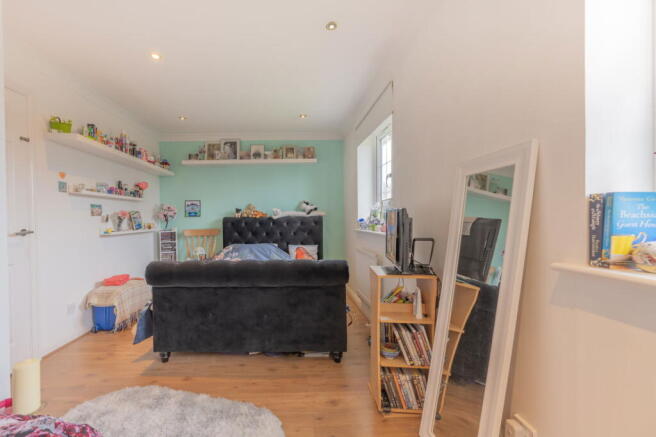 Photo 15