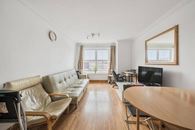 1404302-14-697787...