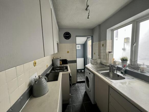 Photo 5