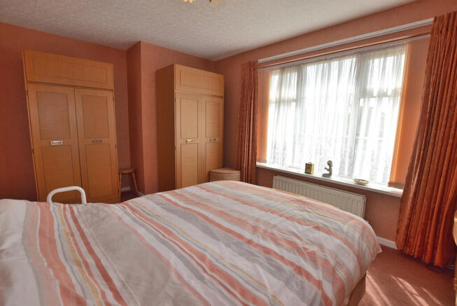 2 bed Detached Bungalow for sale Image 12