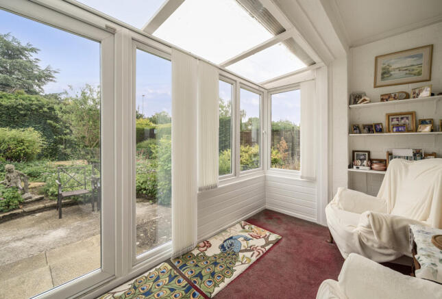 1297316-2-682d990...