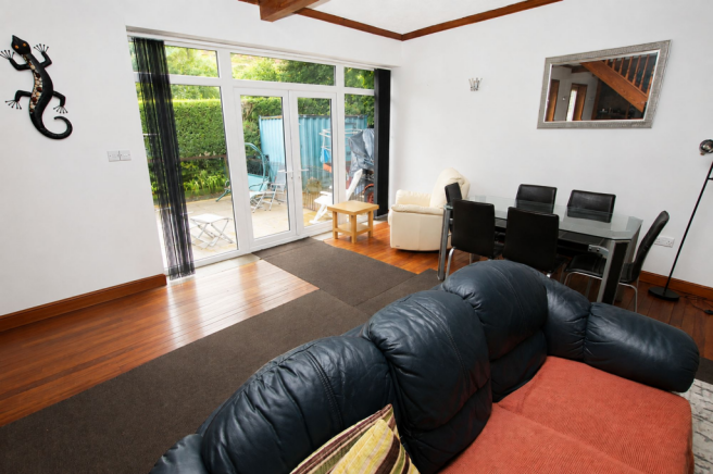 4 bed Detached for sale Image 7