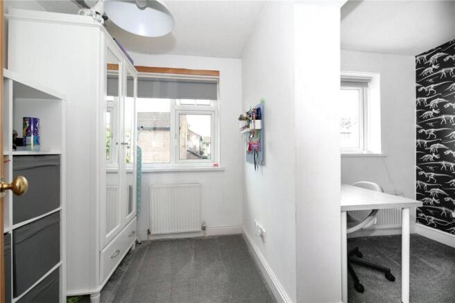 4 bed Semi-Detached for sale Image 12