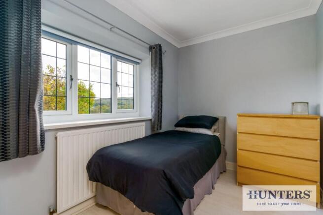 3 bed Semi-Detached for sale Image 10