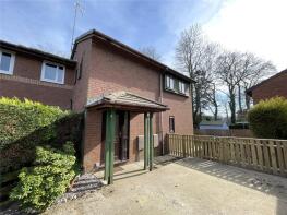 29, Maes Myrddin, Llanrwst LL26 0SA