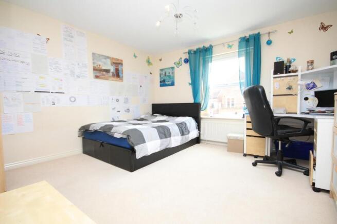 BEDROOM 2