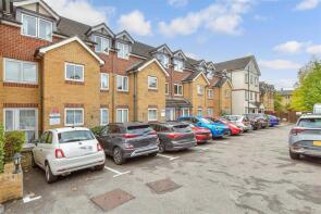 35, 175 Kingswood Court, Chingford Mount Road, London E4 8LL