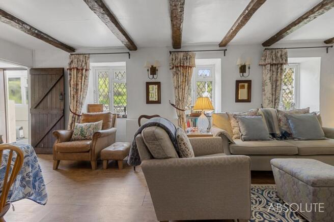 Lounge/dining room