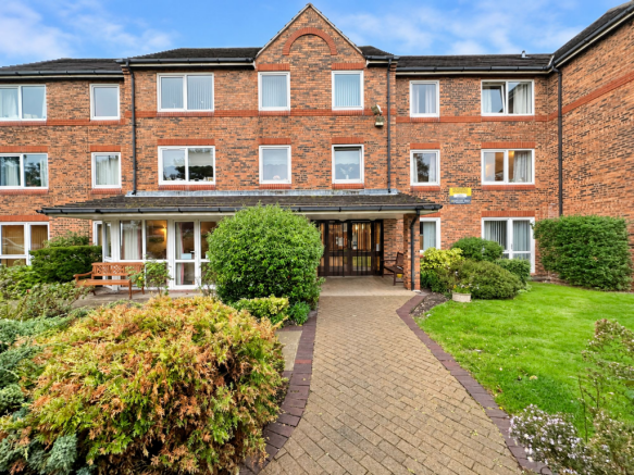 2-bed flat on Blundellsands Road East, Homedove House Blundellsands Road East, L23, £50,000
