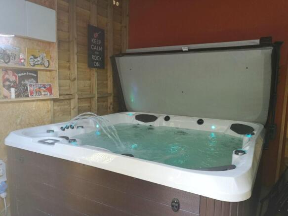 Hot Tub