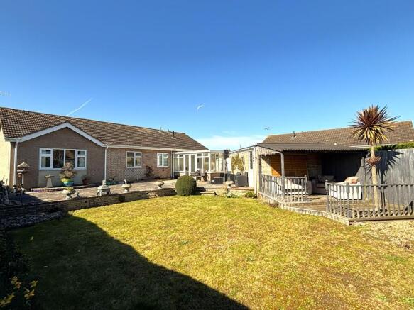 REAR 2