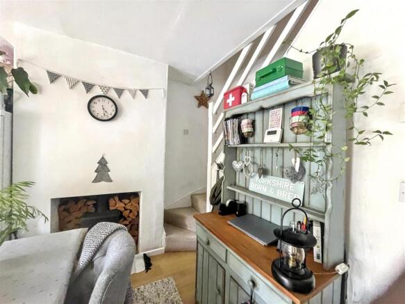 2 bed Terraced for sale Image 8