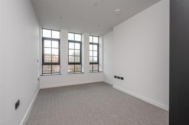 2 bed Apartment for sale Image 7