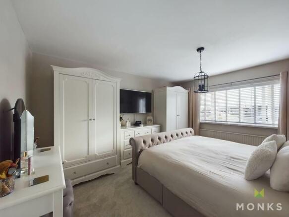 Bedroom 1.jpg