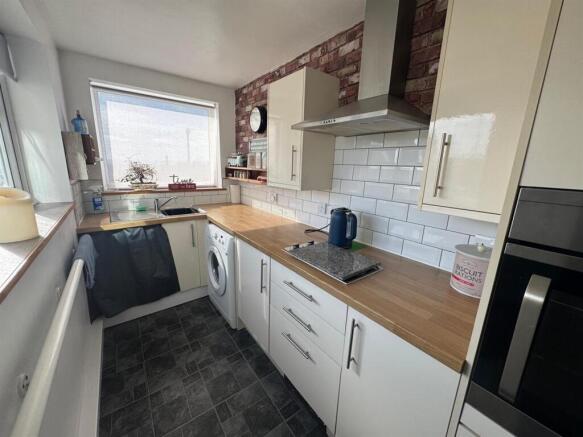 2 bed Cottage for sale Image 5