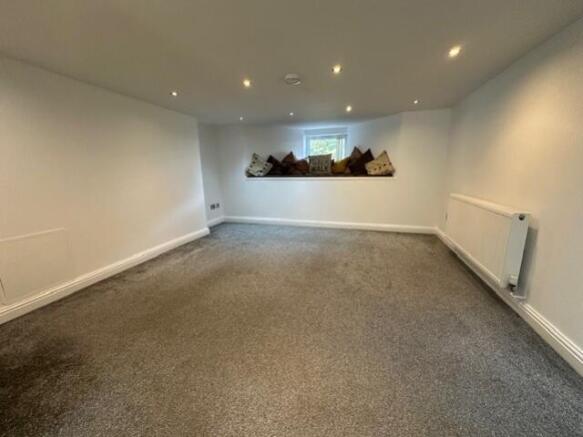 Lounge 1